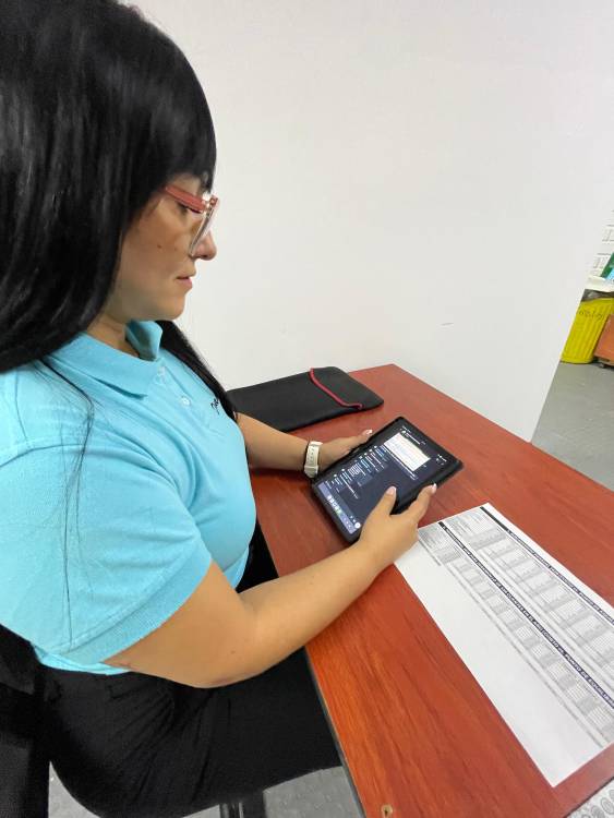 Érika Morales Duque trabaja desde hace 9 años en Disantioquia. FOTO: JAIDER ESCOBAR BUITRAGO