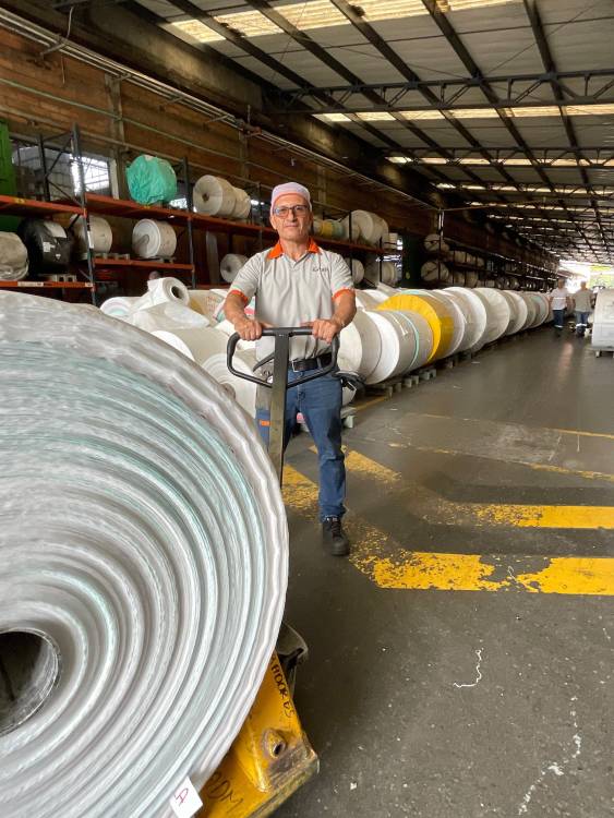 Jhon Fredy Castrillón tiene diferentes funciones en la organización. FOTO: JAIDER ESCOBAR