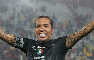 El delantero de 39 años deja huella en cada torneo en el que participa. /FOTO: AFP