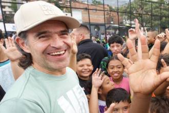 Federico Gutiérrez anunció entrada gratuita para 3000 niñas y niños. FOTO: ALCALDÍA DE MEDELLÍN
