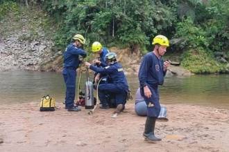 Los organismos de socorro y las autoridades recomendaron a la comunidad extremar precauciones en los cuerpos de agua. FOTO: FACEBOOK CUERPO DE BOMBEROS SAN RAFAEL