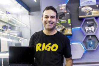 El emprendimiento del actor tiene más de tres años y allí aprovecha para compartir con los seguidores que le compran sus productos. FOTO: ARCHIVO - JAIME PÉREZ MUNÉVAR