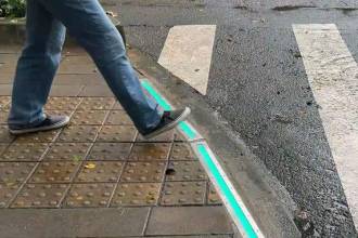 Instalaron semáforos de piso y gabinetes a prueba de robos en Medellín 