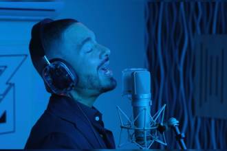 El artista paisa sorprendió a muchos en la “BZRP Sessions #62”. FOTO: YOUTUBE @Bizarrap 