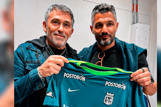 Así le dio la bienvenida Atlético Nacional al técnico Javier Gandolfi. /FOTO: ATLÉTICO NACIONAL