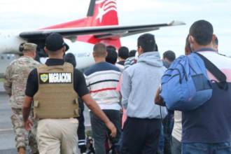 Mediante acuerdos con otros países, Panamá busca fortalecer la seguridad migratoria. FOTO: X @MIGRACIONPANAMA