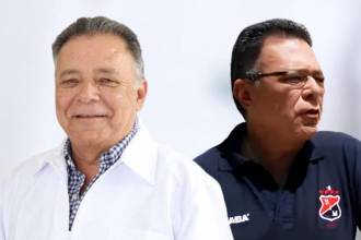 Jorge Alberto Osorio Ciro, como médico del Hospital Alma Máter (izq.) y Ciro durante su época de presidente del DIM, en 2011. FOTO: CORTESÍA HOSPITAL ALMA MÁTER Y HERNÁN VANEGAS
