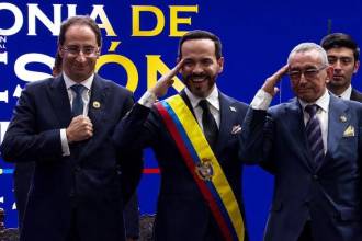 De izquierda a derecha: José Manuel Restrepo, Abelardo de la Espriella y Luis Yagüé. FOTO: X @DIARIOCCIDENTE