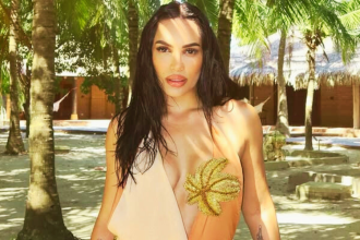 Todo es para apoyar a su novio. / FOTO: INSTAGRAM @andreavaldirisos