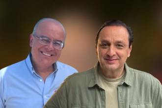 Ricardo Orrego (izq.) y Jorge Alfredo Vargas (der.) fueron retirados del canal tras el escándalo. FOTOS: TOMADAS DE INSTAGRAM