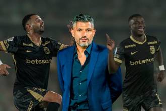 Con la magia de Edwin Cardona (izq.), la picardía de Marino Hinestroza (der.) y el ingenio de Javier Gandolfi (al centro), el Verde buscará brillar. /FOTOS: NACIONAL Y CAMILO SUÁREZ