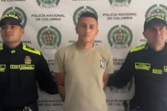 Rubén Emilio Bustamante García, alias Care Vieja, fue capturado en San Jerónimo. FOTO: CAPTURA DE VIDEO TELEMEDELLÍN