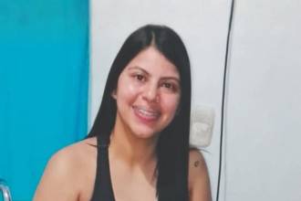 Leidy es manicurista desde hace 14 años. / FOTO: CORTESÍA