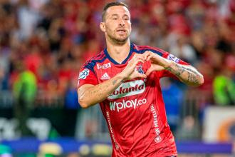 Luciano Pons celebrando un gol con Independiente Medellín. /FOTO: ESNEYDER GUTIÉRREZ.