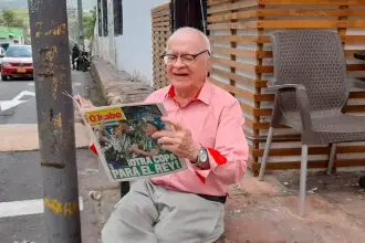 Don Hernando Cano, contador de historias, asegura que el municipio significa su vida entera e invita a propios y visitantes a conocer más de esta tierra. /FOTO: DANIEL GONZÁLEZ JARAMILLO