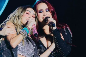 Sin embargo, no se vio a los otros integrantes de la banda. /FOTO: INSTAGRAM @anahi