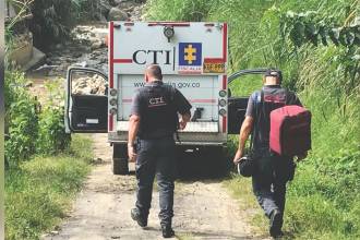 Funcionarios del CTI fueron los encargados de realizar la inspección técnica al cadáver, recolectar el material probatorio y llevar el cuerpo a Medicina Legal (Imagen ilustrativa, no corresponde al caso). FOTO: LAURA ROSA JIMÉNEZ VALENCIA