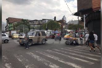 En esta esquina de la plaza Rojas Pinilla ocurrió uno de los crímenes. FOTO: LAURA ROSA JIMÉNEZ VALENCIA