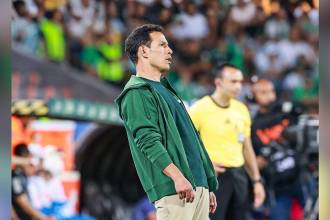 El entrenador de 40 años conquistó el título de la Copa Colombia; en caso de salir, suena de nuevo Reinaldo Rueda. FOTO: MANUEL SALDARRIAGA