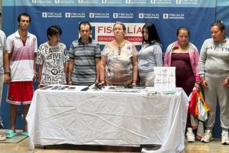 Los capturados fueron cobijados con medida de aseguramiento y detención domiciliaria por distintos delitos. FOTO: CORTESÍA SECRETARÍA DE SEGURIDAD DE MEDELLÍN