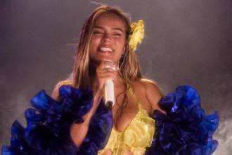 Todas las fechas de ‘Viajando por el mundo, tropitour’ se realizarán en estadios. FOTO: IG @karolg