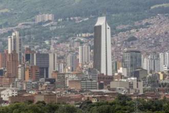 Medellín vive unos de sus días más fríos debido a un frente frío polar. / FOTO: ANDRÉS CAMILO SUÁREZ