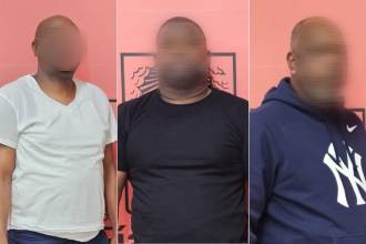 Cinco estadounidenses inadmitidos en el aeropuerto José María Córdova. /FOTOS: MIGRACIÓN COLOMBIA