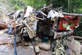 Uno de los estudiantes salió ileso y logró llegar hasta la carretera. FOTO: MANUEL SALDARRIAGA QUINTERO