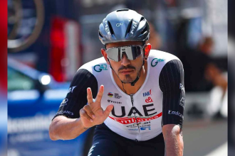 Juan Sebastián Molano ciclista colombiano que corre para el equipo Emiratos Árabes Unidos UAE. /FOTO: INSTAGRAM @sebasmolano_