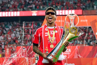 Richard Ríos conquistó suprimer título con el Benfica de Portugal. /FOTO: INSTAGRAM @myrichard.rios