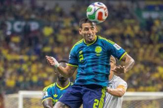 Daniel Muñoz marcó su primer gol en el Mundial y el primero de la Selección en el torneo. FOTO: JUAN ANTONIO SÁNCHEZ