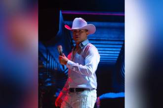 El elemento robado fue tomado del bus del cantante, que estaba estacionado. FOTO: INSTAGRAM @YEISON_JIMENEZ