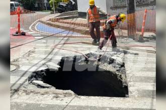 El hundimiento generó afectaciones en la movilidad del sector. FOTO: SINDY VALLE