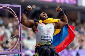 Esta es su segunda medalla en los Juegos Paralímpicos de París. /FOTO: ADRIAN DENNIS - FEDERACIÓN COLOMBIANA DE PARA ATLETISMO