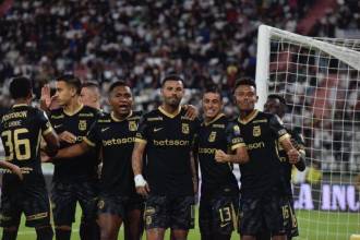 Aunque no fue el mejor juego, Nacional pudo conseguir la victoria por medio del capitán Edwin Cardona y dio el primer paso en busca de la clasificación. / FOTO: COLPRENSA