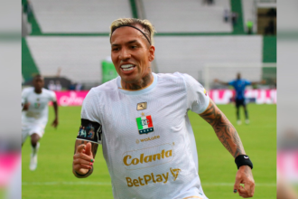 Dayro Moreno, el héroe de la noche en la victoria de Once Caldas 0-2 sobre Independiente del Valle. / FOTO: X @oncecaldas