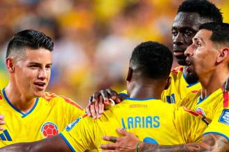 James Rodrígez salió después del primer tiempo y tiene que ver con el cuadro viral. FOTO: IG @fcfseleccioncol