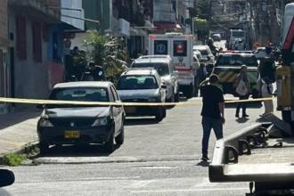 La zona del crimen acordonada para hacer el levantamiento de los cuerpos. /FOTO: TOMADA DE MIORIENTE