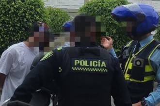 El hombre fue capturado y deberá responder por el delito de agresión a servidor público. FOTO: CORTESÍA