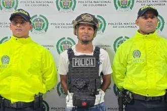 Autoridades lograron la captura de alias Chuzo, uno de los integrante del cartel de los más buscados de la Operación Cazador Antioquia. FOTO: MINISTERIO DE DEFENSA DE COLOMBIA