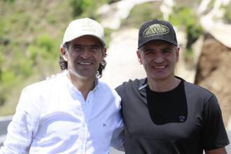 Federico Gutiérrez, alcalde de Medellín junto a Andrés Julián Rendón, gobernador de Antioquia. FOTO: @FicoGutierrez