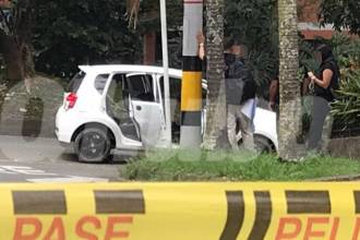 Este hecho se registró en Belén La Gloria, al parecer las víctimas fueron atacadas por dos sujetos en una moto. /FOTO: LAURA ROSA JIMÉNEZ VALENCIA