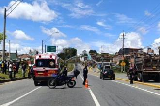 Autopista Medellín - Bogotá, sector el Cementerio de Marinilla. Aquí falleció el adulto mayor Gonzalo de Jesús Orozco Aristizábal. FOTO: TOMADA DE MIORIENTE