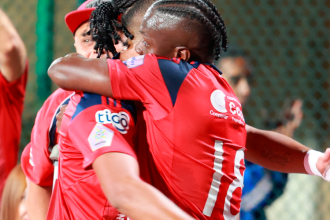 Independiente Medellín celebrando un gol ante Millonarios. /FOTO: MANUEL SALDARRIAGA