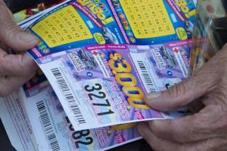 Este martes se acaba el mes, y terminarlo con platica extra siempre será una fortuna. FOTO: ARCHIVO - DONALDO ZULUAGA