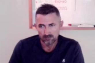  Él es Gustavo de Jesús Rivera Agudelo, presunto cabecilla del Clan del Golfo señalado de desplazamientos y amenazas. FOTO: FISCALÍA GENERAL DE LA NACIÓN