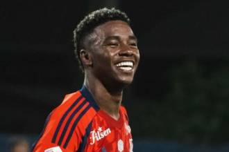 Jhon Montaño, jugador del Independiente Medellín. FOTO: @DIMOFICIALCOM