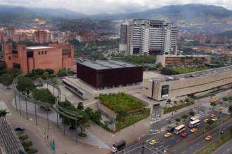 Los alrededores del Teatro Metropolitano, EPM y Plaza Mayor tendrán afectaciones viales parciales este domingo, 23 de noviembre, en horas de la mañana. FOTO: ARCHIVO - JULIO HERRERA.