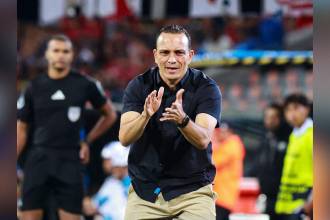 89 partidos ha dirigido Alejandro Restrepo a Medellín desde su llegada el 8 de agosto de 2024. FOTO: MANUEL SALDARRIAGA QUINTERO