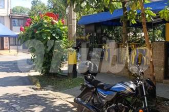 Por esta cuadra fue donde se presentó el primer homicidio de 2026 en Guayabal. FOTO: ALEJANDRA MORALES